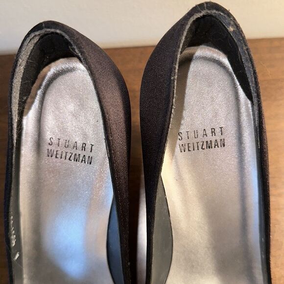 Stuart Weitzman Black Gigi Ritz Peep Toe Heels, Size 8 - Picture 11 of 12